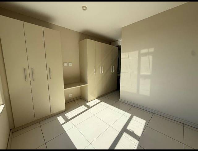 2 BEDROOM APARTMENT TO LET IN ROSEBANK